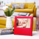 Portarretrato Cindrel Rojo, construye relaciones sólidas con clientes a través de regalos personalizados