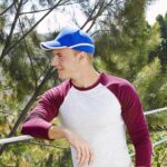 Gorra rainbow azul, regalos corporativos con presentación elegante y empaque de buena calidad