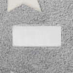 Selección fina de productos promocionales con materiales de calidad, frazada mekky gris