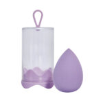 Artículos de merchandising empresarial con materiales seleccionados, aplicador de maquillaje sairea morado