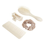 Artículos de merchandising empresarial con presentación refinada y empaque profesional, set para cabello vlasy beige