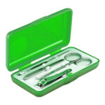 Productos creados para representar marcas y excelente imagen, set de manicure funky verde