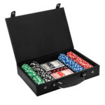 Productos creados para mantener la cercanía y el recuerdo de tu marca, set de poker tahúr negro