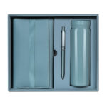 Merchandising empresarial pensado para mantener una imagen profesional, set birkin azul
