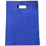 Fabricación de artículos promocionales con base en materiales nacionales, bolsa cimboa azul