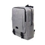 Artículos de merchandising disponibles con tus colores institucionales, mochila peter gris