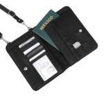 Regalos empresariales con equilibrio entre practicidad, imagen y duración, cartera porta pasaporte aveline negro