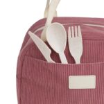 Artículos publicitarios funcionales que se integran al entorno de negocio, lonchera vesia rosa