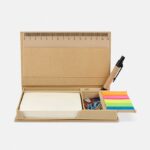 Artículos personalizados disponibles con terminados mate o brillantes, porta notas dokka